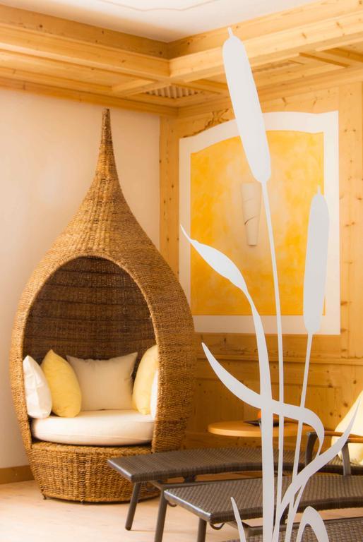 Apartments Sunela セルヴァ・ディ・ヴァル・ガルデーナ エクステリア 写真