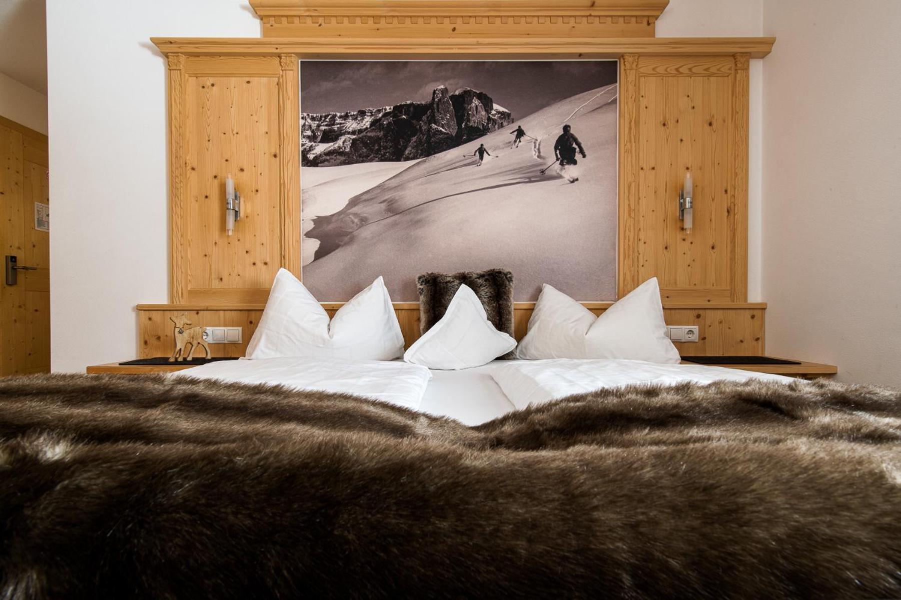 Apartments Sunela セルヴァ・ディ・ヴァル・ガルデーナ エクステリア 写真