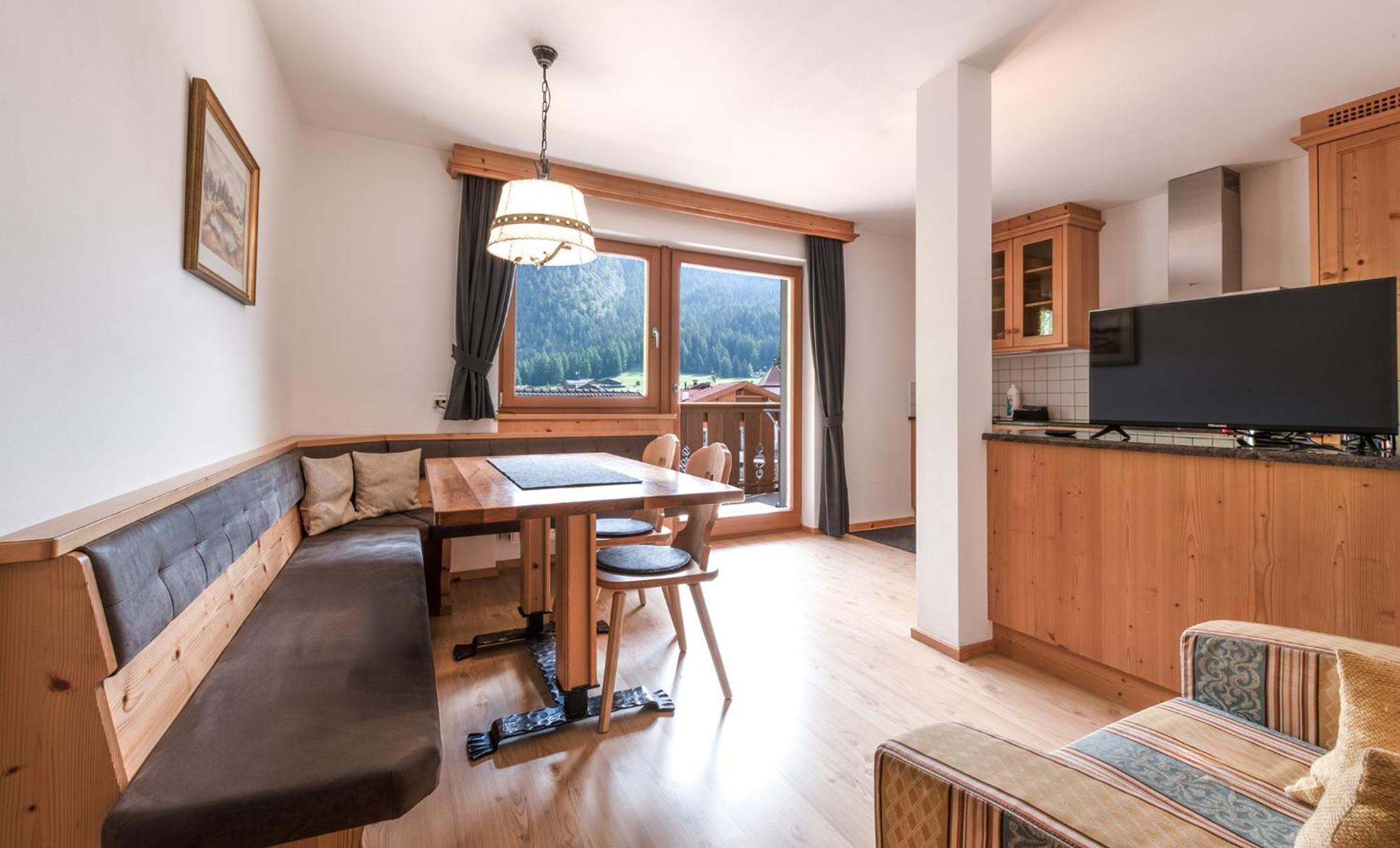 Apartments Sunela セルヴァ・ディ・ヴァル・ガルデーナ エクステリア 写真