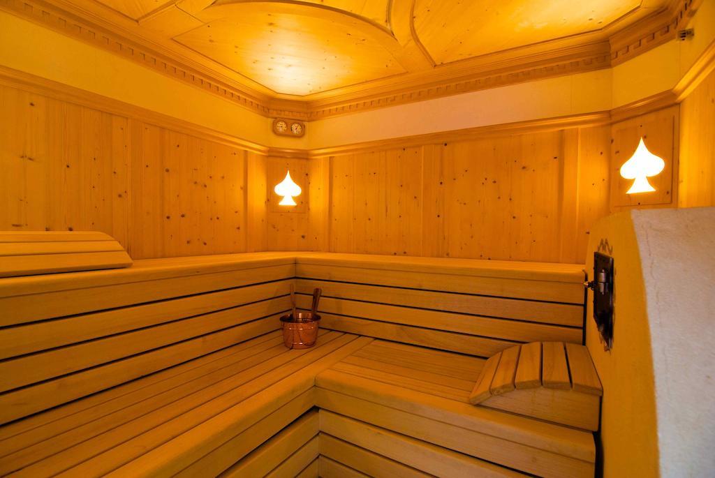 Apartments Sunela セルヴァ・ディ・ヴァル・ガルデーナ エクステリア 写真