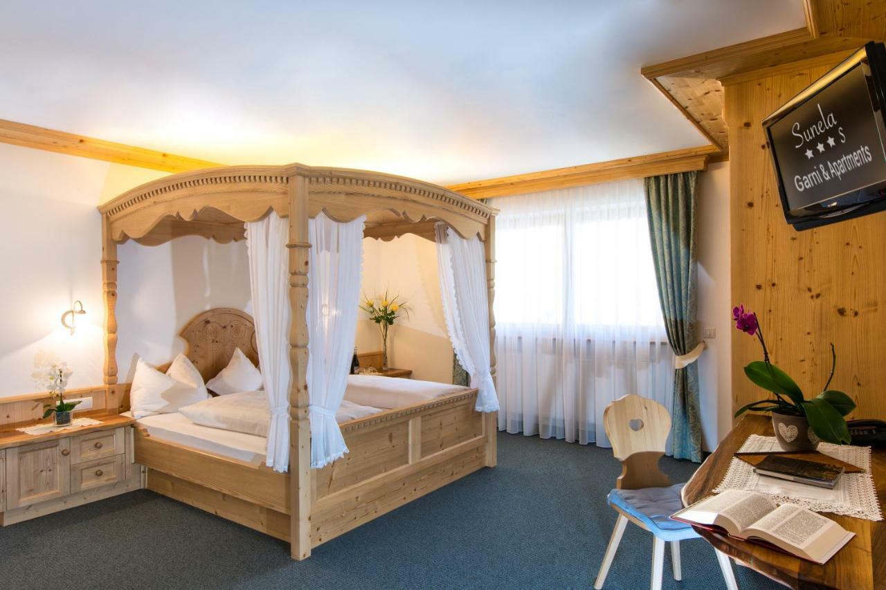 Apartments Sunela セルヴァ・ディ・ヴァル・ガルデーナ エクステリア 写真